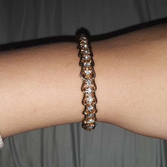 gold bracelet with diamonds - Picture 2 of 2